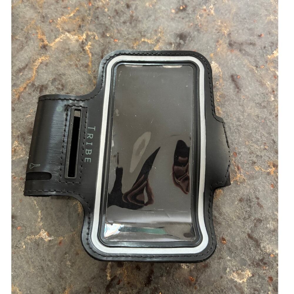 Cell Phone Arm Band Exercise Run